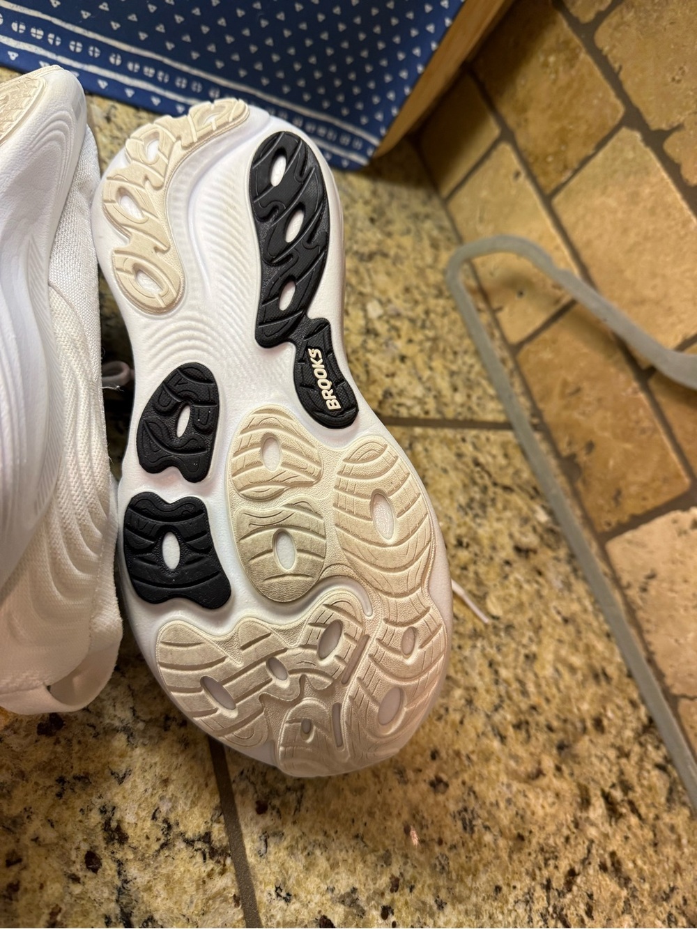 Brooks Women's White Athletic Running Sneakers - Picture 7 of 8
